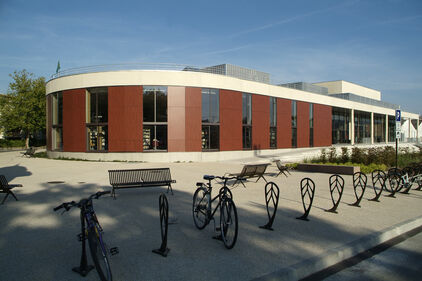 parvis de la bibliothèque